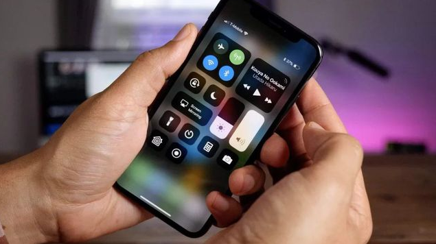 万城镇苹果手机维修分享iPhone 12信号差怎么办 