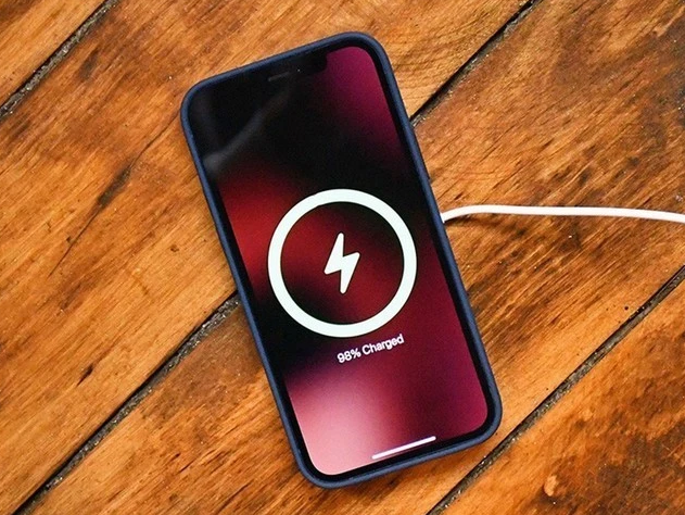 万城镇苹果手机维修分享iPhone 12可以随便充电吗 